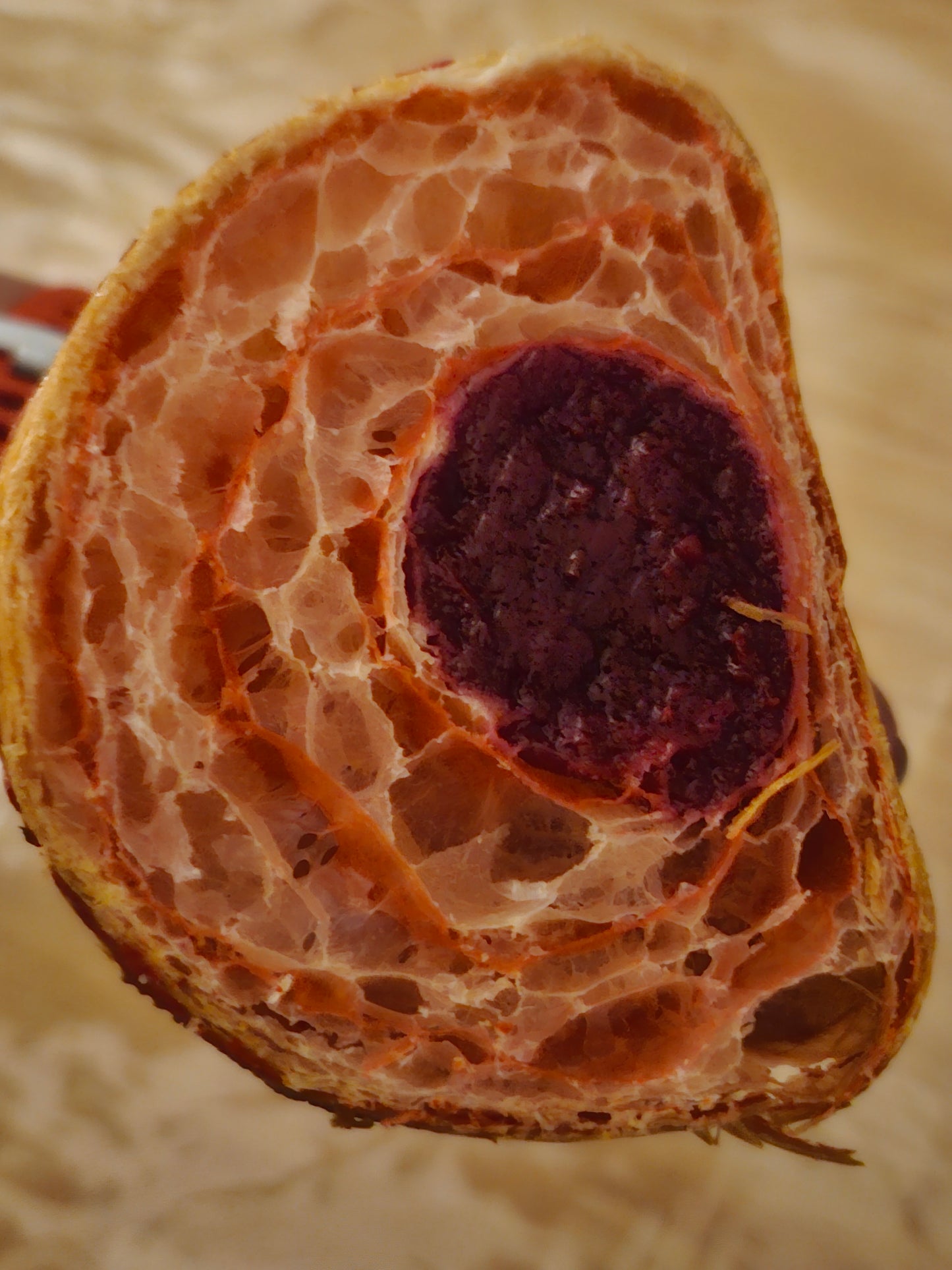 Croissant aux framboises sans pépins